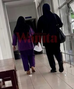 (VIDEO) Kenapa Buat Macam Ni, Prince Syed? – Ibu Fatin Dedah Kisah Sebak Ketika Dapat Ziarah Di Hospital