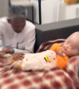 [VIDEO] Lan Pet Pet Sebak Ziarah Muhammad Mateen Aryan – ‘Selama Ini Dia Hanya Mampu Terbaring, Mohon Doakan’