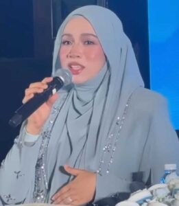 “Alhamdulillah, Betul Tekaan Netizen!” Amira Othman Umum Hamil, Majlis Meriah Itu Rupanya Simpan Satu Rahsia Besar