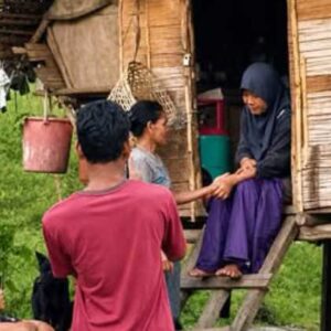“Fuhh… Rezeki Jaslinda Tak Balik Tangan Kosong!” Momen Terakhir Dengan Orang Asli Bikin Ramai Sebak, ‘Kak Jangan Lupa Kami’ Rupanya Bukan Sekadar Kata-Kata