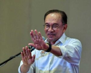 Dulu Ramai Persoal, Kini PM Jawab Terus Di Parlimen! Anwar Dakwa Janji Harga Minyak Lebih Murah Dari Arab Saudi Dah Tertunai